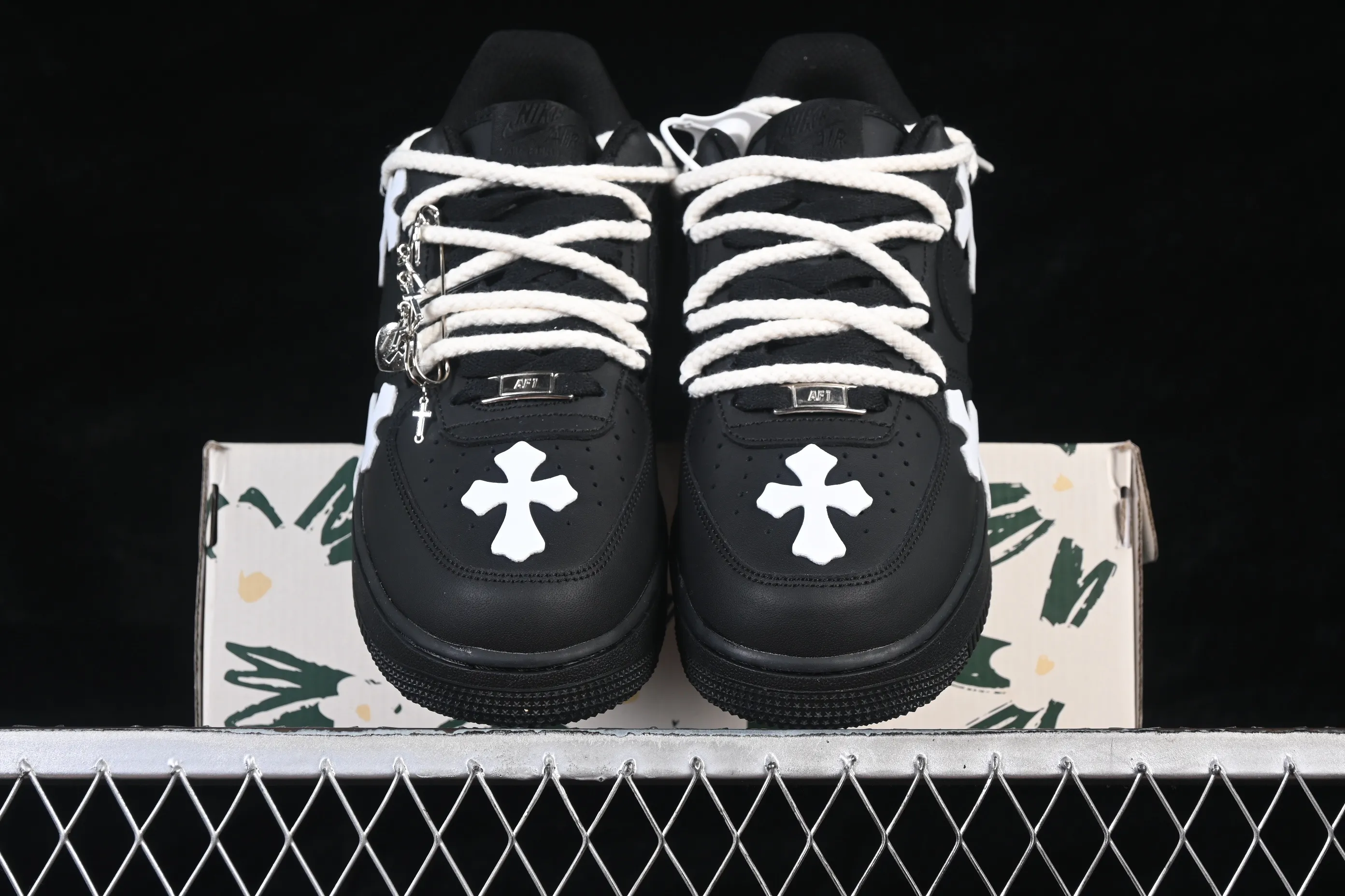 All Categories Nk Air Force 1 Air Force Series Nk Air Force 1 Low Air Force Low Nike Air Force 1'07 Low Black Cross Air Force One Low Casual Shoes CW2288-111